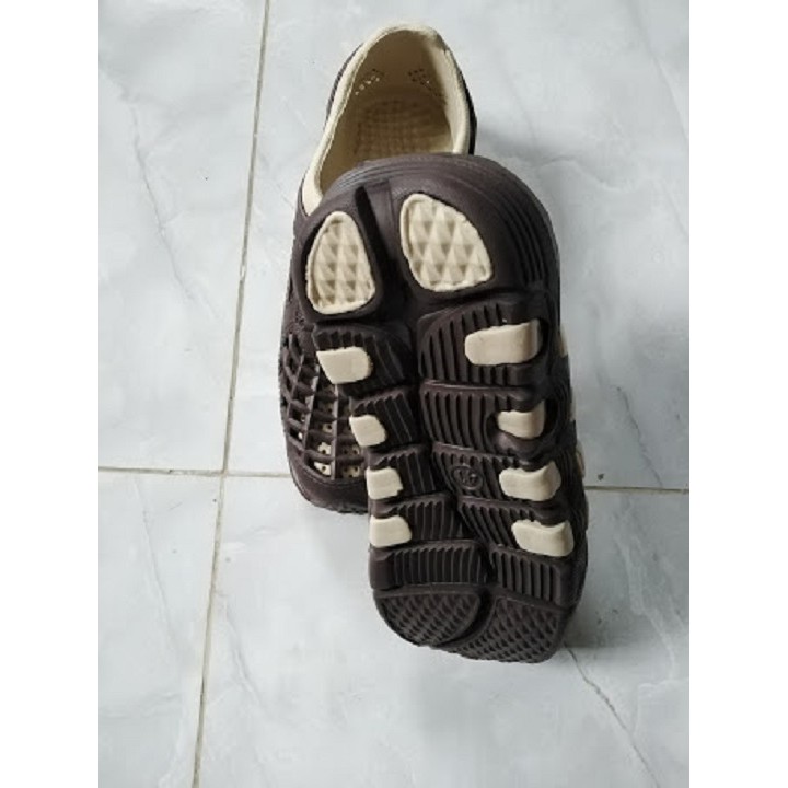 GIÀY NHỰA NAM KIỂU