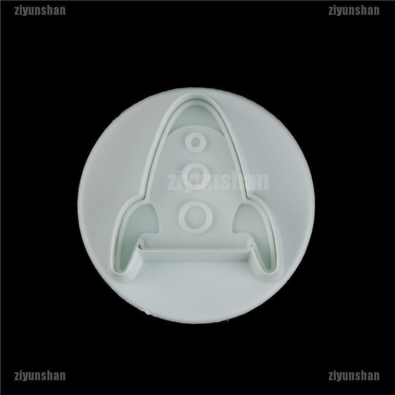 Bộ 4 Khuôn Cắt Bánh Quy Hình Vũ Trụ Độc Đáo