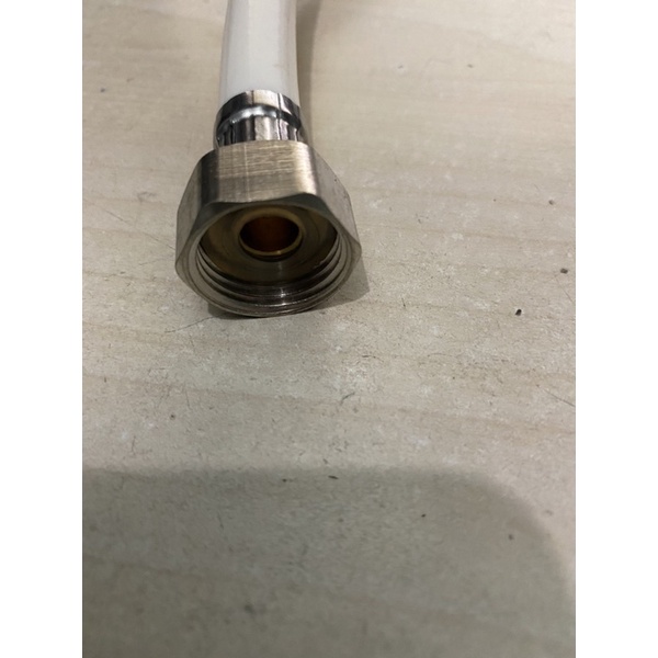Bộ Vòi Xịt Vệ Sinh Nhựa Tay âm Cao Cấp