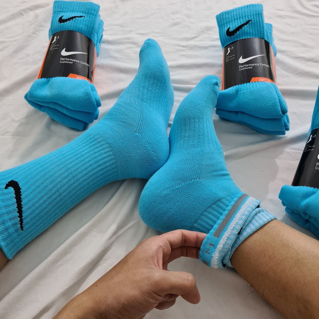 Pack 3 đôi tất thể thao Nike cao cổ màu Blue Mã 2 - Free ship + Quà tặng Loved socks by TatsTats.vn