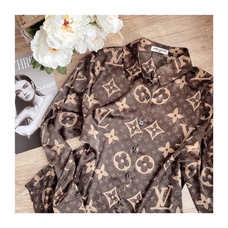 Áo sơ mi lụa nữ cao cấp công sở đẹp MQ BOUTIQUE áo sơ mi họa tiết chữ L.V nâu thiết kế