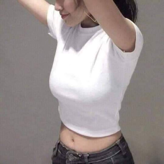 Croptop cổ tròn