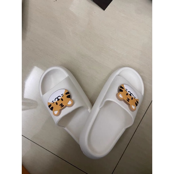 Dép bánh mì phát sáng hình dễ thương chuẩn loại 1