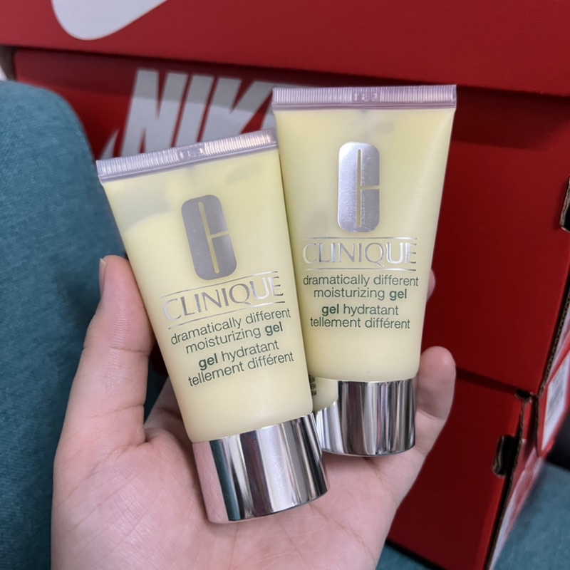 Kem dưỡng ẩm Clinique Dramatically different moisturizing GEL vàng