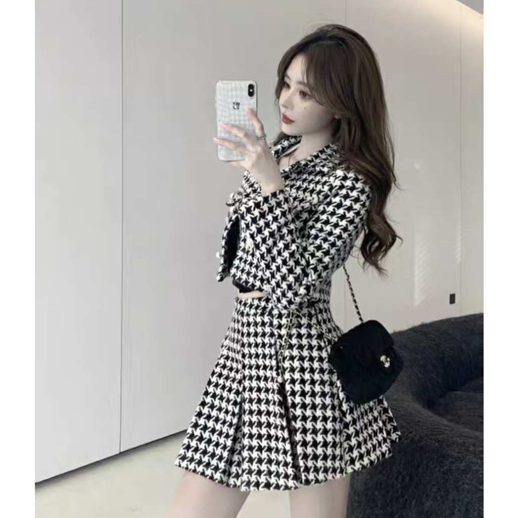 Sét áo dạ và chân váy xếp ly có quần mặc trong luôn-11C5T