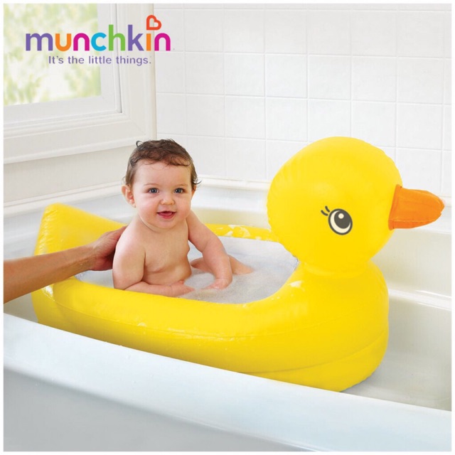 Chậu tắm phao vịt vàng Munchkin có cảm biến nhiệt