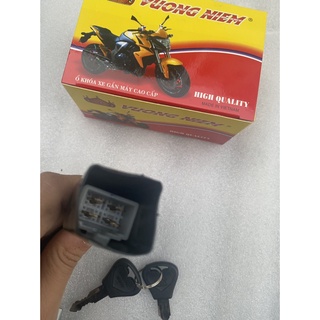 BỘ Ổ KHOÁ XE MAX 3 ( Trung Quốc ) - KHOÁ MÁY DƯỚI CỐP