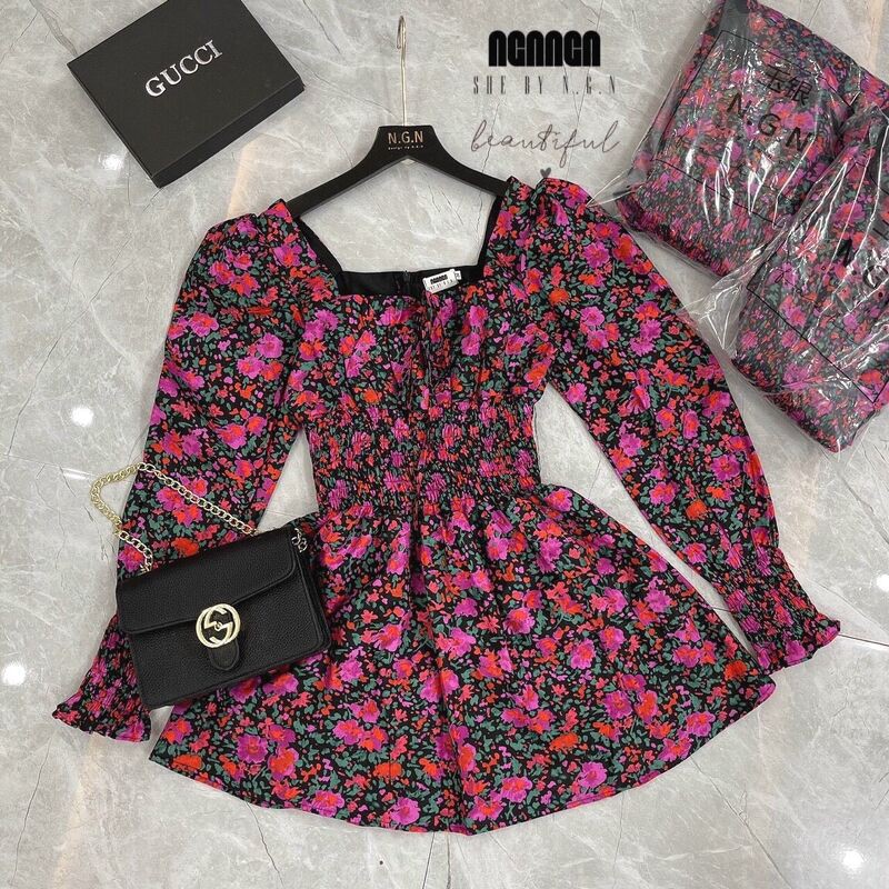 Váy hoa bo chun eo cổ vuông sexy dáng ngắn nhiều màu