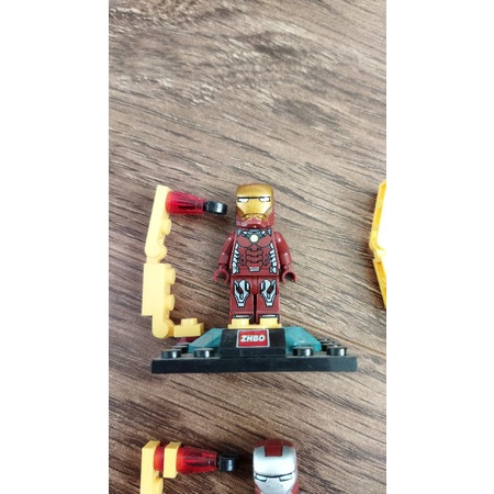Mô hình 2hand lego người sắt