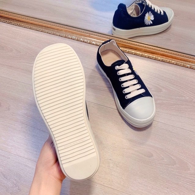 Giầy RO hoa cúc cổ cao và thấp cổ nam nữ