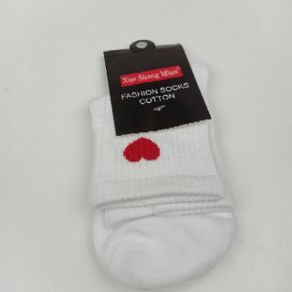 Giày Converse 2hand chính hãng ( Full box, tặng kèm tất tim và dây giày tự chọn )