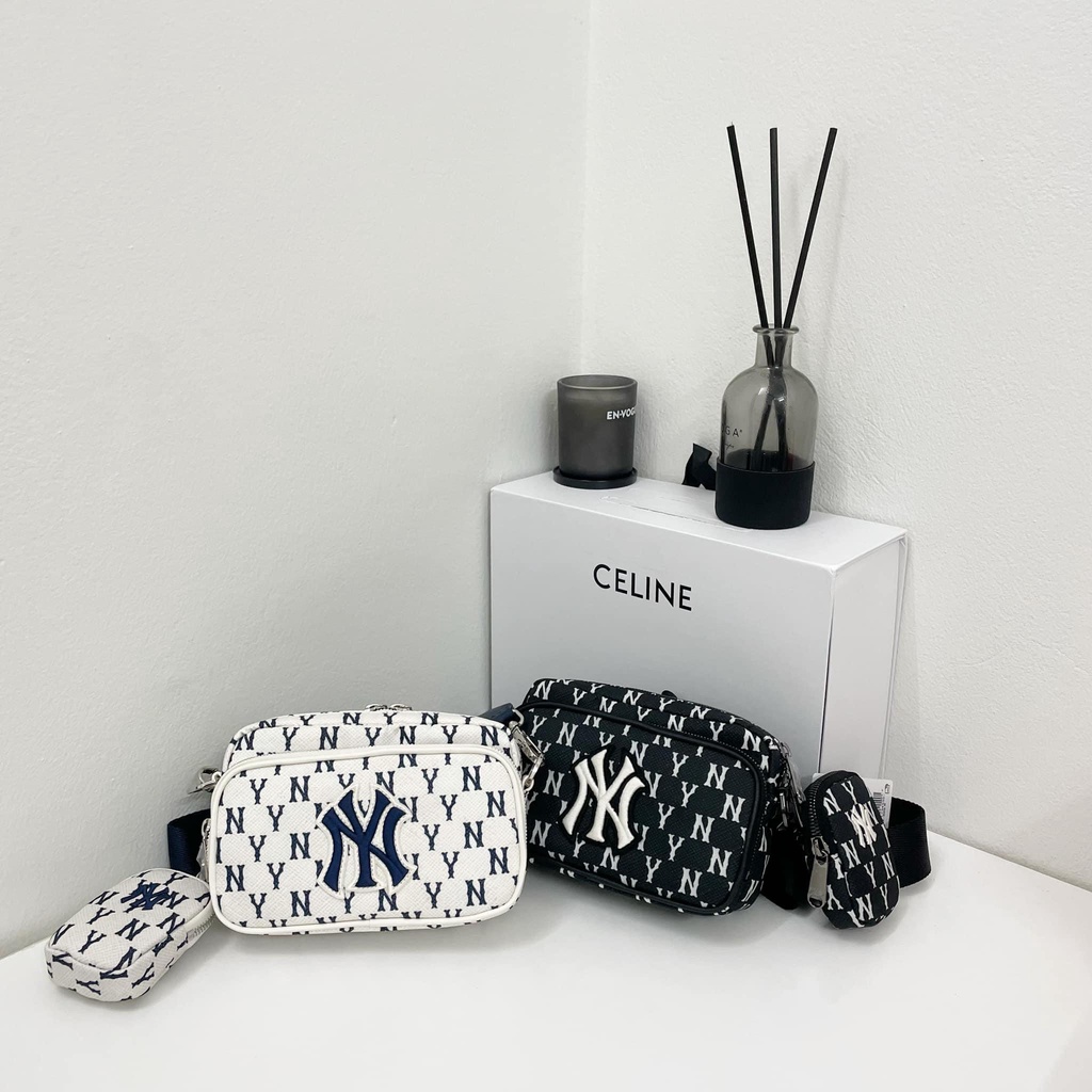 Túi MLB Monogram Mini Crossbody Bag New York Yankees