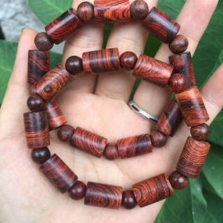 Vòng tay gỗ sưa komtum