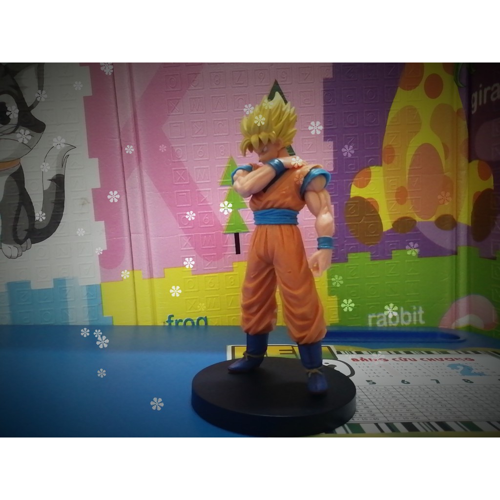 Mô hình Son Goku Super Saiyan cao 19 cm ( Dragon Ball Z )