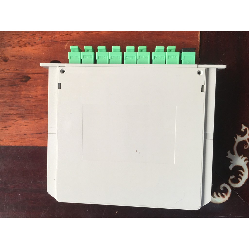 BỘ CHIA QUANG PLC 1.8 SC.APC DẠNG BOX