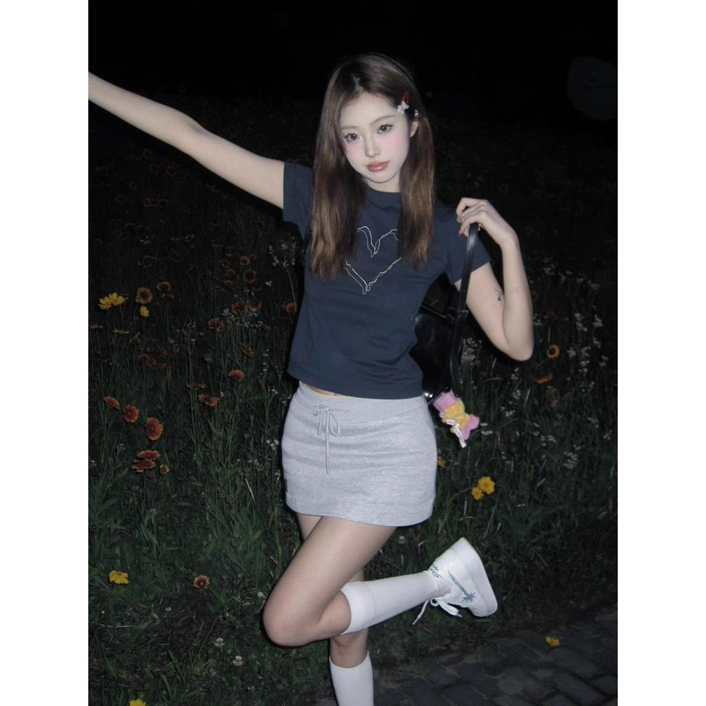 Ethelgirl Áo Thun Ngắn Tay Dáng Ôm In Hình Trái Tim Thời Trang Dành Cho Nữ