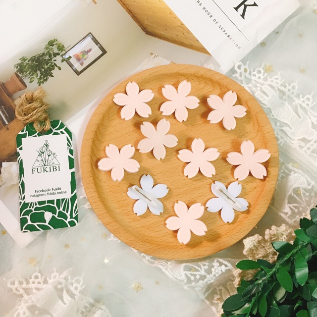 CỘT TÓC, KẸP TÓC, GHIM CÀI ÁO HÌNH HOA ANH ĐÀO ẢNH THẬT