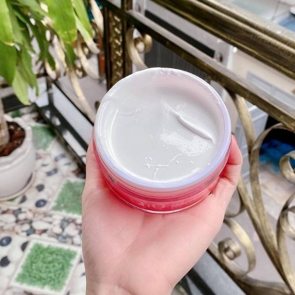 Kem Body Q10 Perfect Pro Sữa lựu tái tạo và dưỡng trắng da