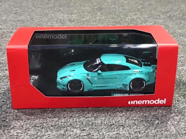 Xe Mô Hình Nissan GTR R35 Liberty Walk 1:43 One Model (Xanh)