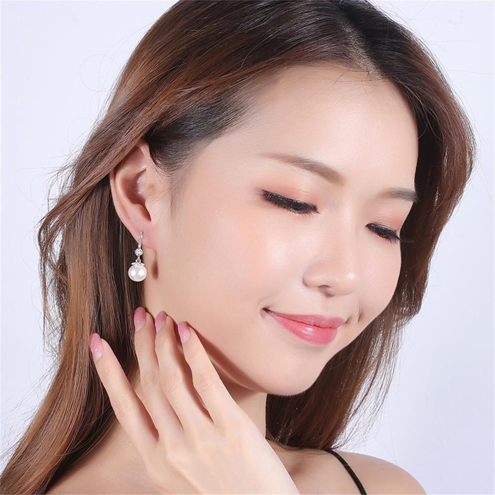 Đôi Khuyên Tai Dài Mạ Bạc 925 Đính Ngọc Trai Giả Thời Trang Cho Nữ