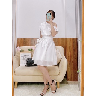 Đầm lệch vai cột eo