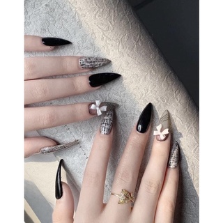 Nailbox đen nơ kẻ dạ xinh xắn