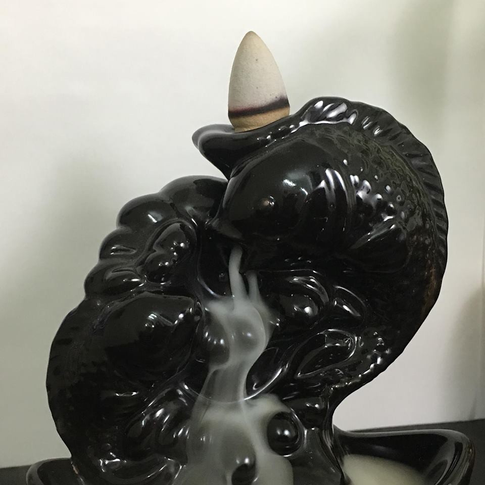 Thác Khói Trầm Hương Gốm Sứ Cao Cấp - Thác Cá Chép (tặng 05 nụ trầm) | BigBuy360 - bigbuy360.vn