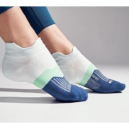 COMBO 3 Đôi Vớ Feetures Max Cushion Cotton 100% Bán Chạy Số 1 Tại Mỹ - Tất Thể Thao Mềm Mại Thấm Hút Cực Tố