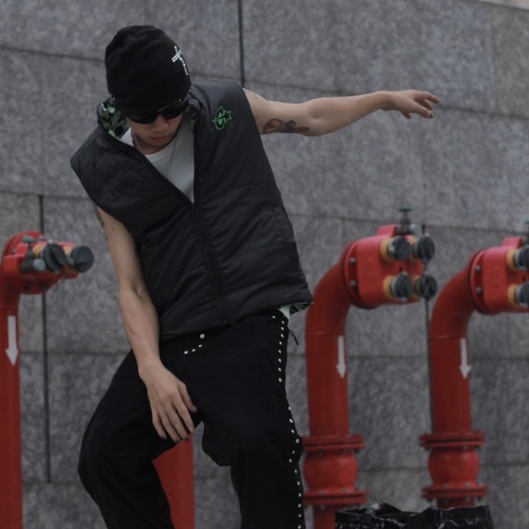 Áo phao gile local brand Clownz Leopard Puffer Jacket khoác gió unisex nam nữ form rộng