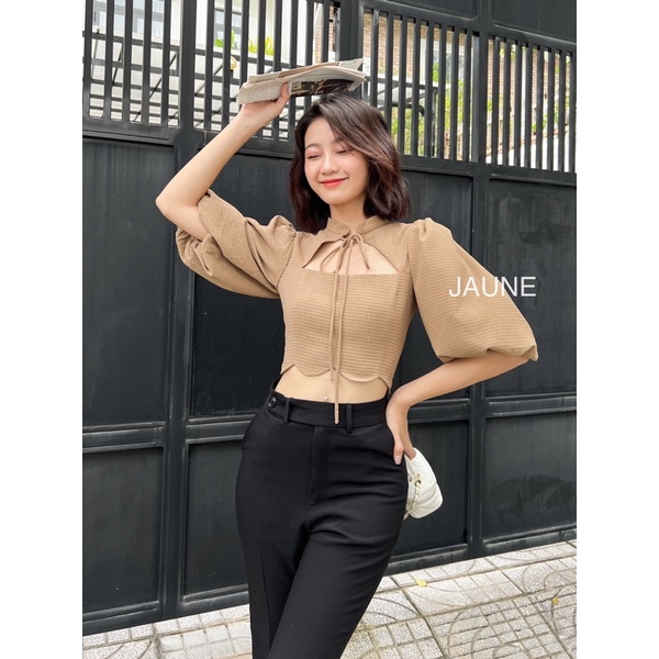 Áo croptop cổ tàu, tay phồng ngắn JAUNE- SELLY TOP