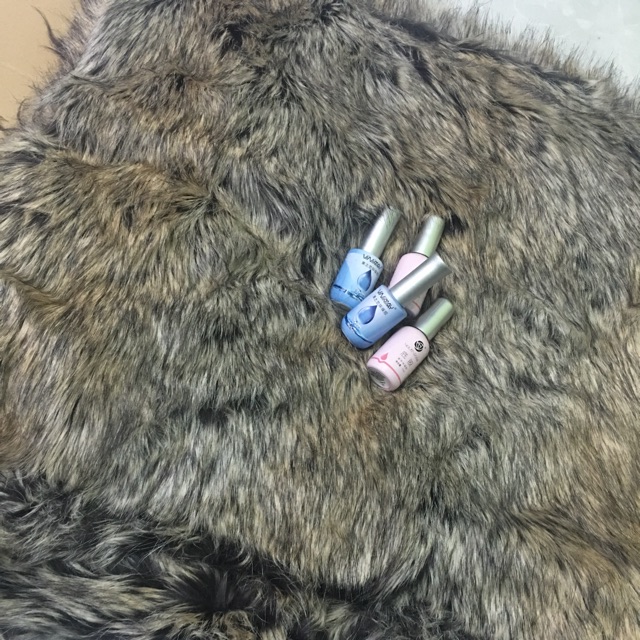 Thảm lông chụp hình nail