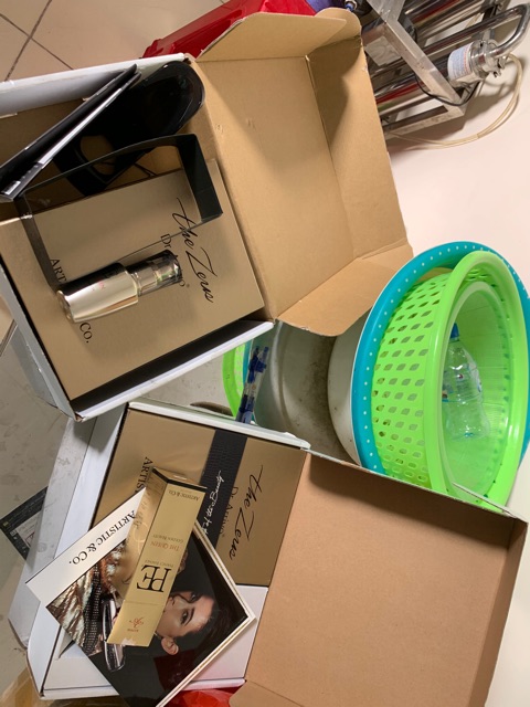 Máy massage nâng cơ mẶt the zeus