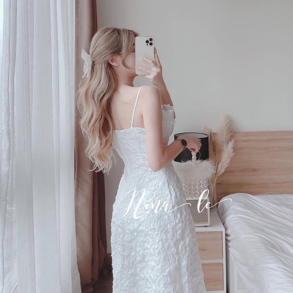 ĐẦM GẤM HOA NỔI 2S TRẮNG XẾP LY NGỰC PHỐI VOAN hhp (Mẫu Mới)