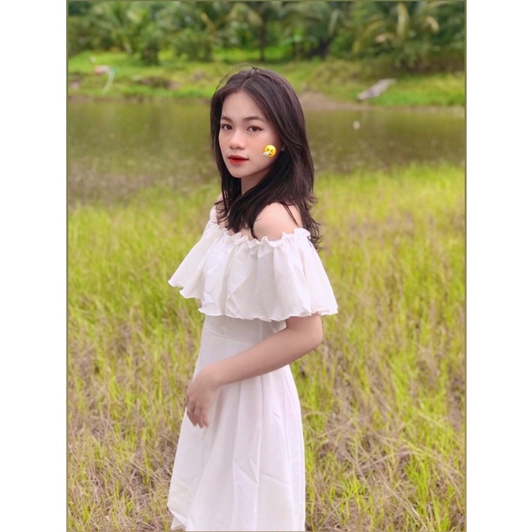 Đầm trễ vai lía trễ vai - màu trắng-màu đen | BigBuy360 - bigbuy360.vn
