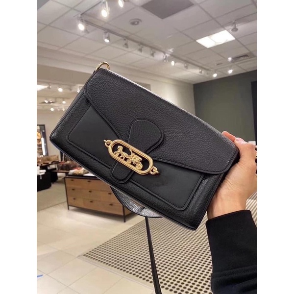 Túi đeo chéo nữ coach