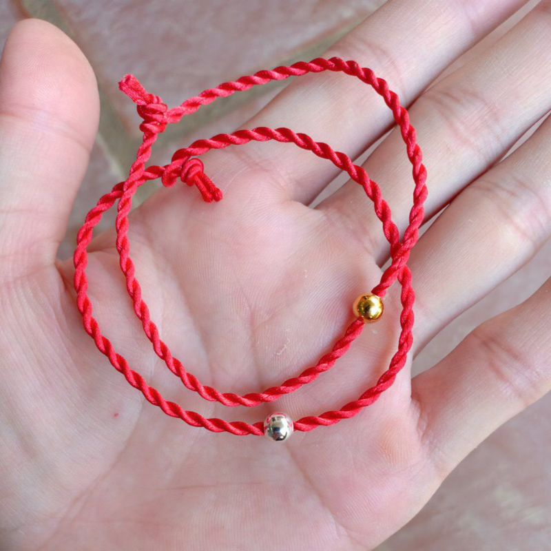 combo 100 vòng tay chỉ đỏ ( đen ) mix bi vàng bi bạc 6mm