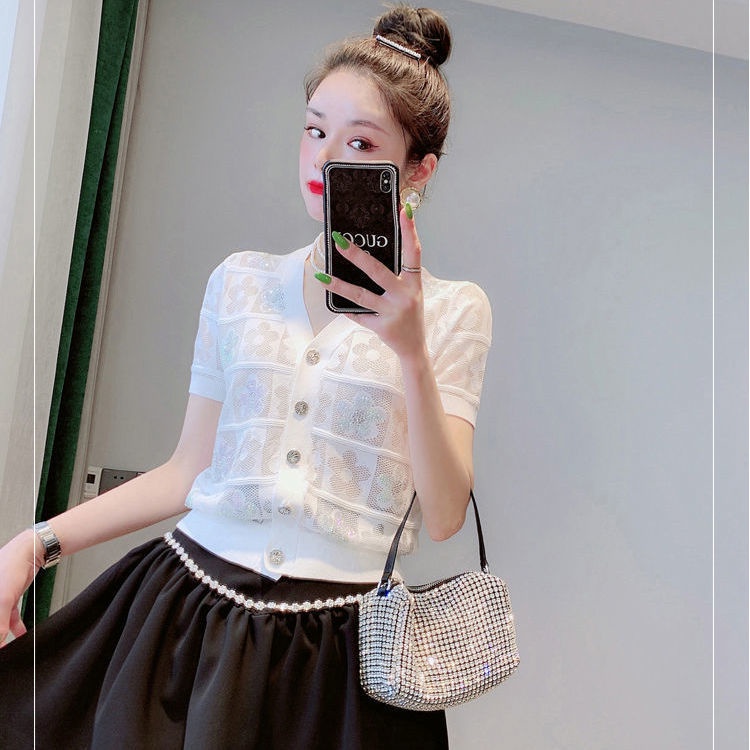 Áo Cardigan Dệt Kim Mỏng Tay Ngắn Dáng Rộng Cổ Chữ V Đính Đá Thời Trang Mùa Hè 2022 Sang Trọng Phong Cách Hàn Quốc Cho Nữ