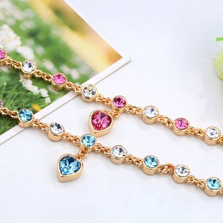 Lắc tay trái tim phong cách