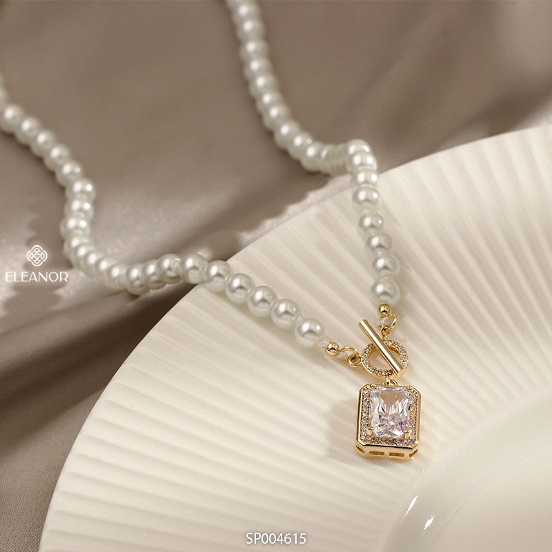 Dây chuyền nữ ngọc trai nhân tạo Eleanor Accessories mặt vuông đính đá phụ kiện trang sức 4615