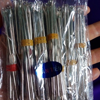 Cây Nặn Mụn Chuyên Dụng ( 100 cây )