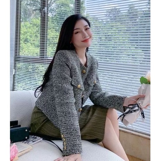 Áo khoác dạ cúc sang chảnh sịn sò