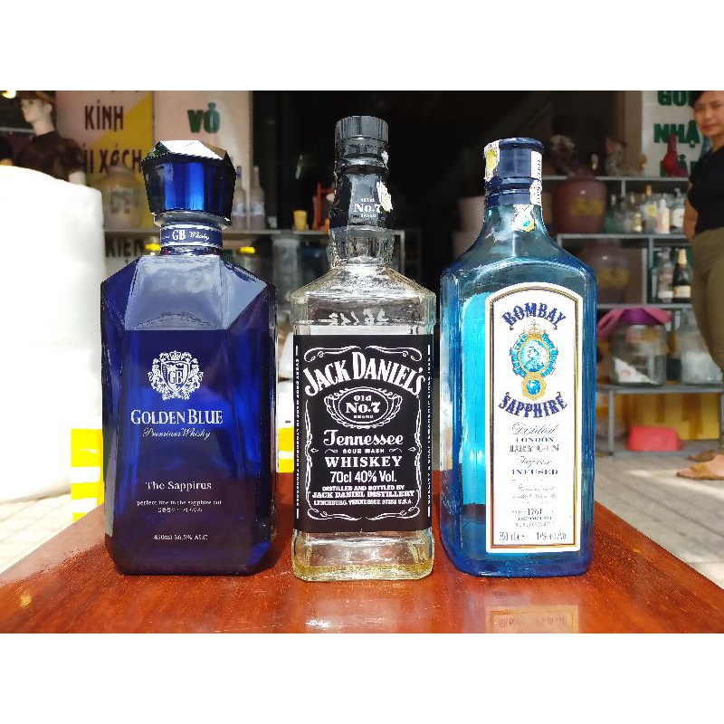 Nhiều Combo 3 Vỏ Chai Rượu Ngoại Mới Đẹp Thủy Tinh Trang Trí Nhà Cửa!