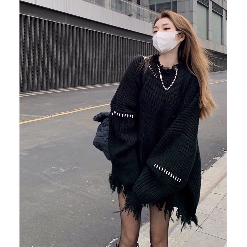 Áo len rách tua rua dáng rộng giấu quần phong cách hàn quốc