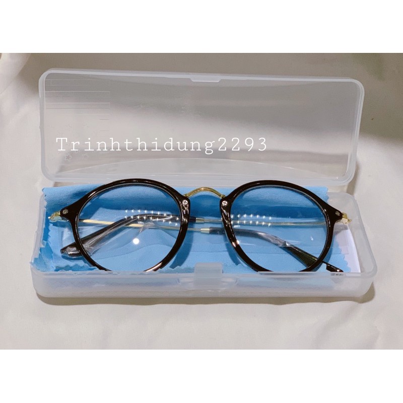 Hộp Nhựa Đựng Kính Kèm Khăn