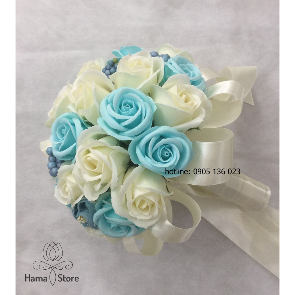 BÓ HOA CƯỚI CẦM TAY CÔ DÂU HOA HỒNG SÁP THƠM MÀU XANH DƯƠNG ĐIỂM BABY HOẶC LÁ TÁO TẶNG KÈM CÀI ÁO CHÚ RỂ
