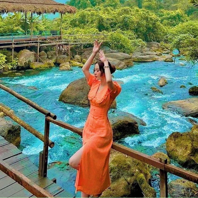 Đầm váy freesize cam cổ bèo nút bọc