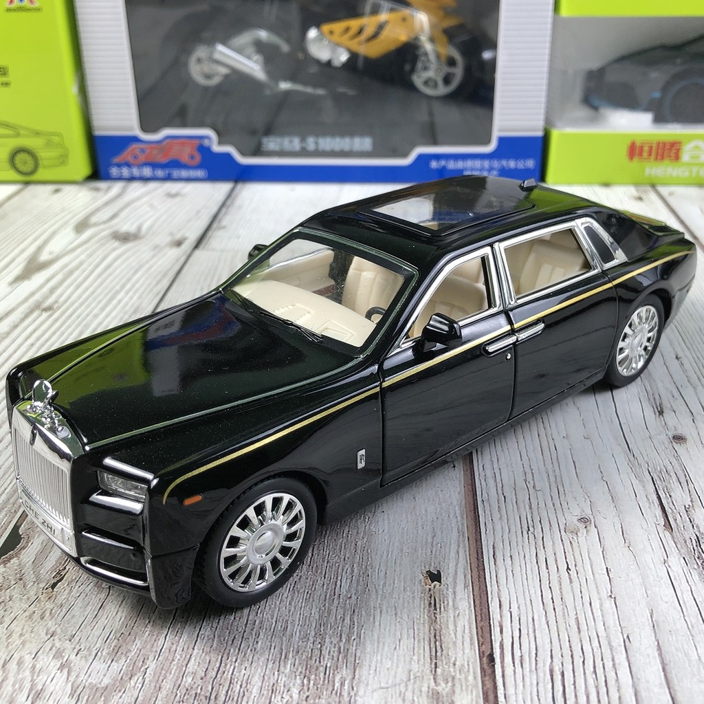 Xe mô hình kim loại Rolls Royce Phantom VIII tỉ lệ 1:24 Chezhi đẹp như xe thật, thiết kế tinh xảo màu Đen, Trắng, Đỏ