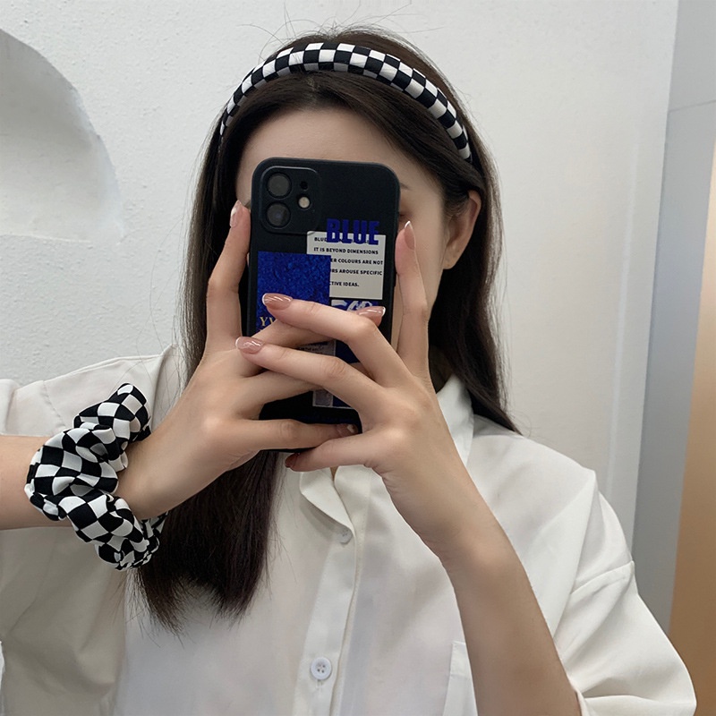 Cột tóc scrunchies cài tóc sọc caro đen trắng hàn quốc hot Tiluca S52
