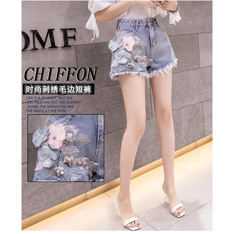 Set Áo Thun Ngắn Tay Thêu Hoa + Quần Short Denim Thời Trang Cho Bé Gái