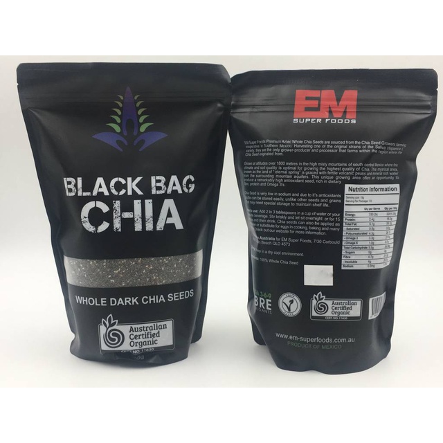 Hạt chia của Úc thương hiệu Black bag chia khối lượng 500g. Hạn sử dụng tháng 10 năm 2023.
